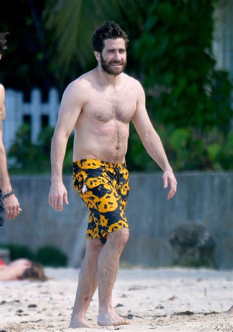 jake gyllenhaal naked|The internet is losing it over naked Jake Gyllenhaal in Netflixs ...